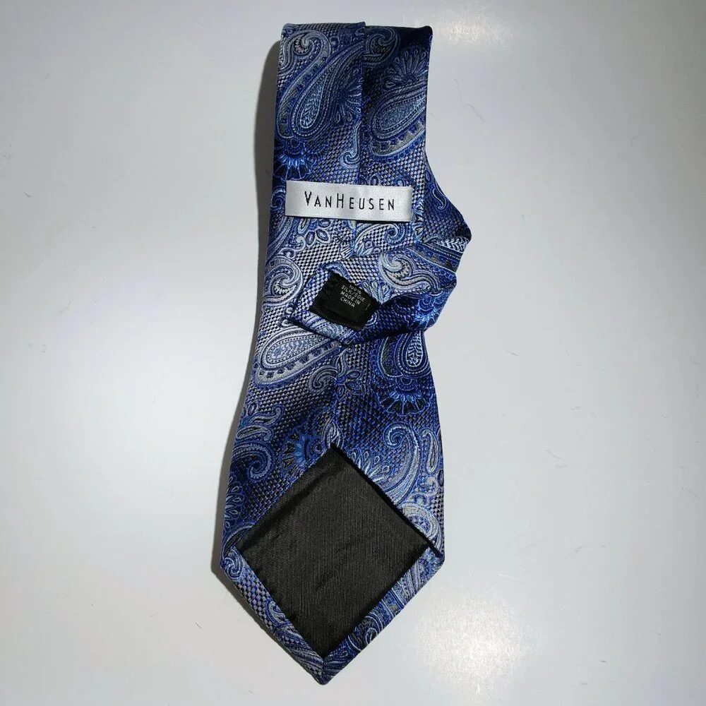 Van Heusen Paisley Men's Silk Tie‎